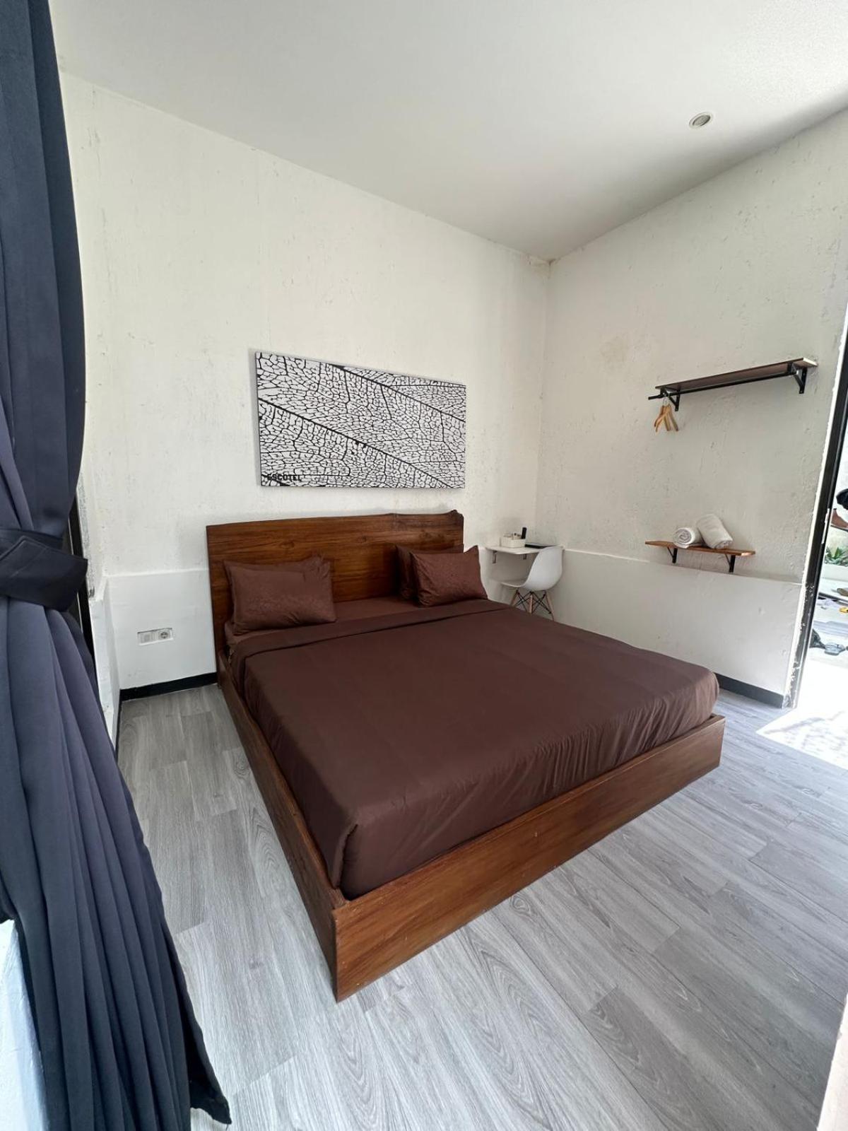 Escotel Tempekan Guest House Canggu Buitenkant foto